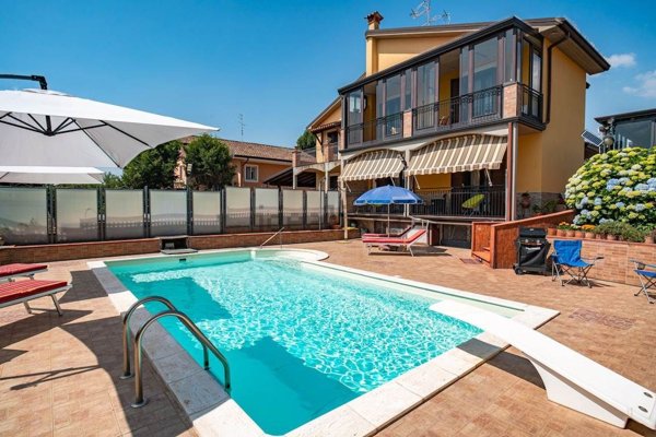 casa indipendente in vendita a Viagrande