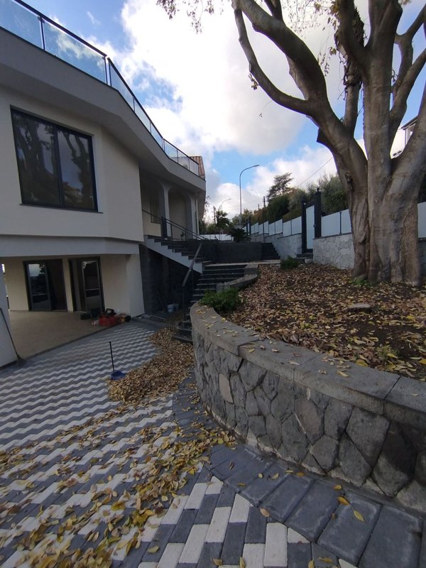 casa indipendente in vendita a Viagrande