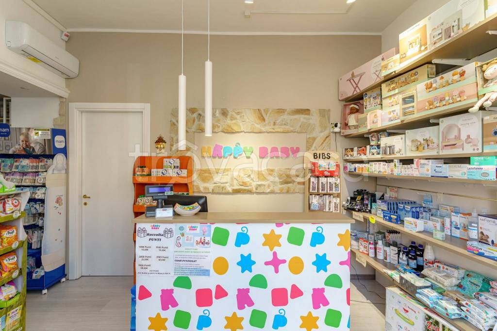 negozio in vendita a Viagrande