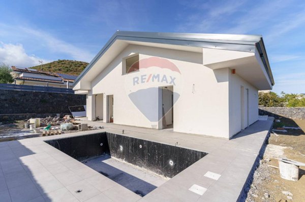 casa indipendente in vendita a Viagrande