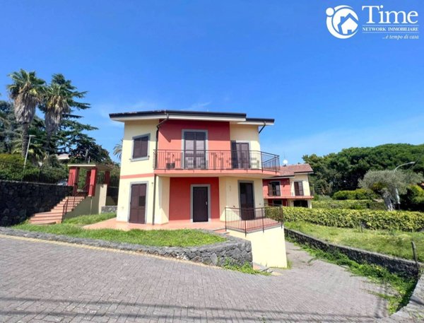 casa indipendente in vendita a Viagrande