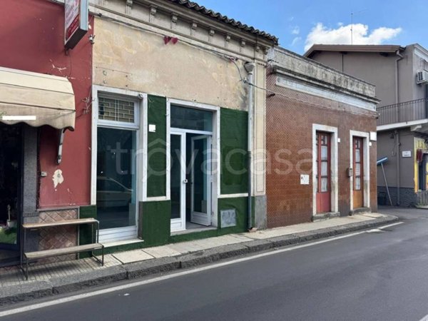 negozio in vendita a Viagrande