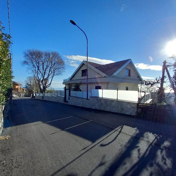 casa indipendente in vendita a Viagrande