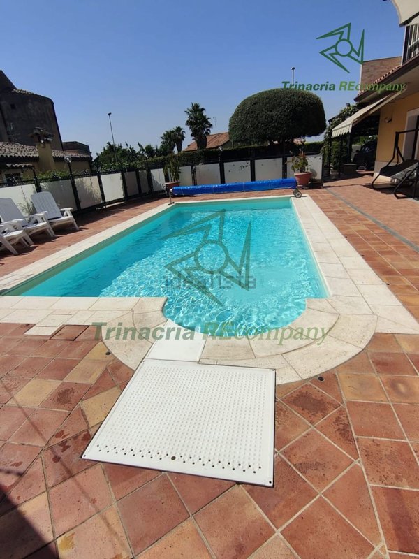 casa indipendente in vendita a Viagrande