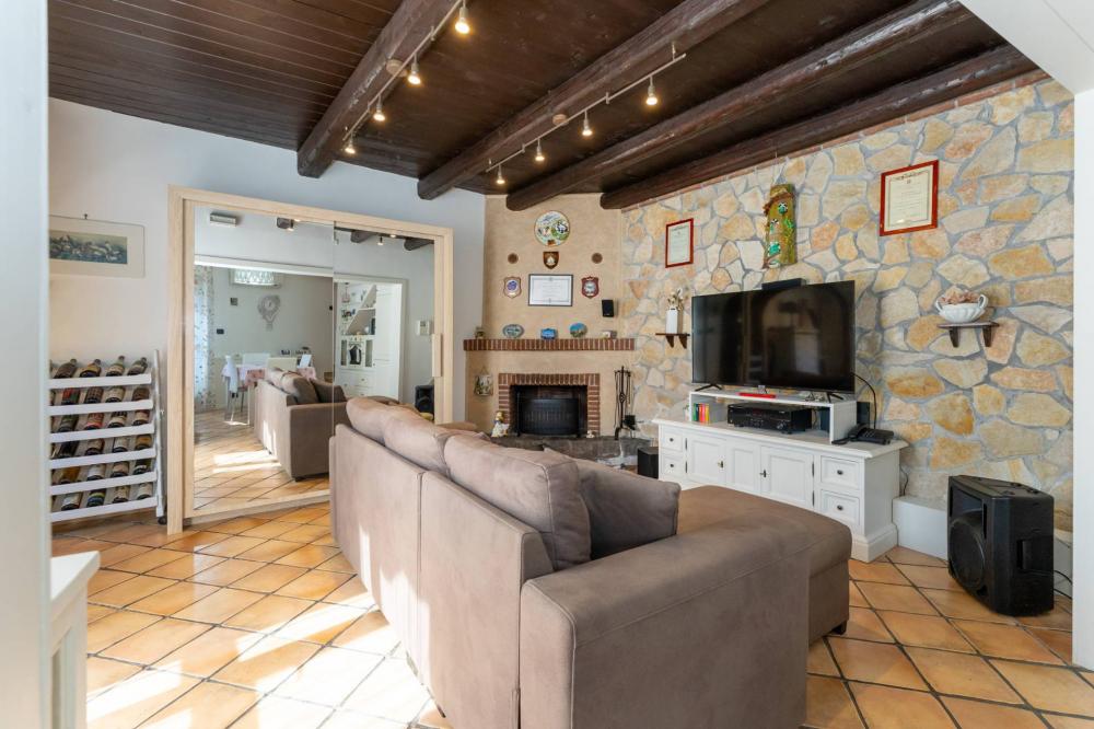 casa indipendente in vendita a Viagrande