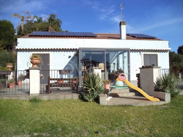 casa indipendente in vendita a Viagrande