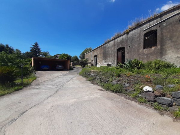 casa indipendente in vendita a Viagrande