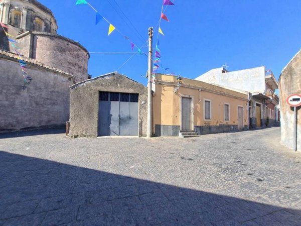 casa indipendente in vendita a Viagrande