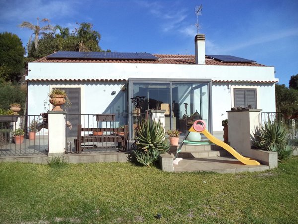 casa indipendente in vendita a Viagrande