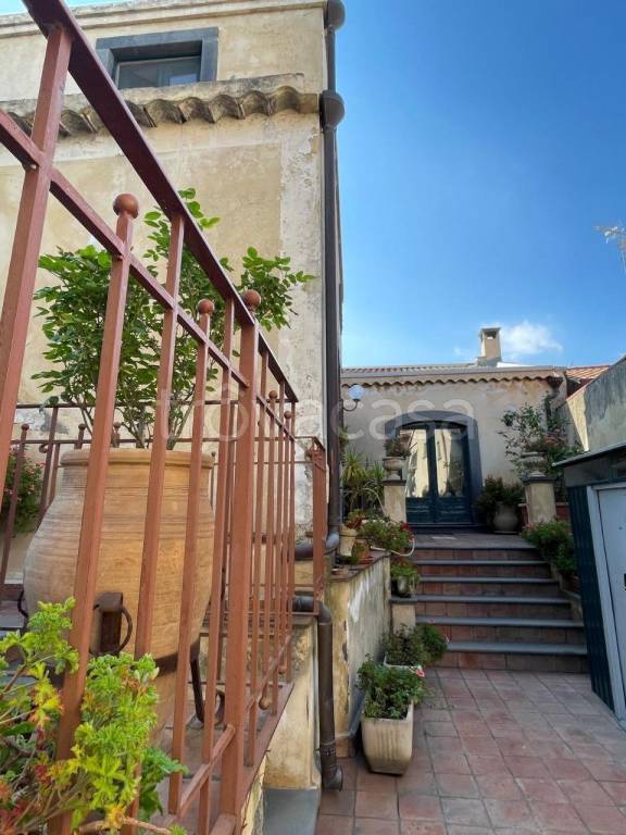 casa indipendente in vendita a Viagrande