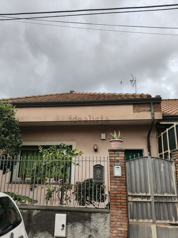 casa indipendente in vendita a Viagrande