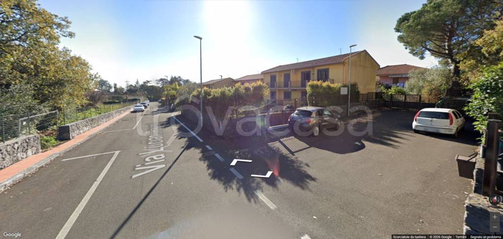 casa indipendente in vendita a Viagrande