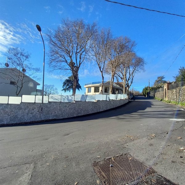 casa indipendente in vendita a Viagrande