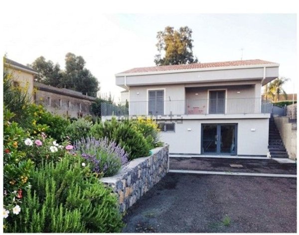 casa indipendente in vendita a Viagrande