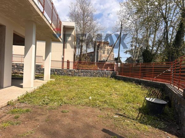 casa indipendente in vendita a Viagrande