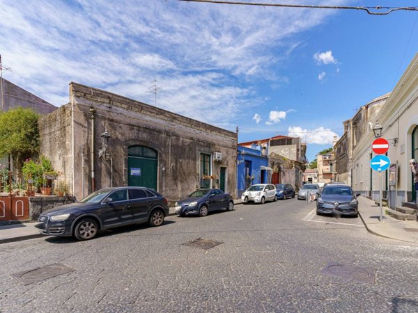 casa indipendente in vendita a Viagrande