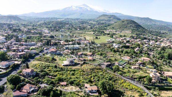 casa indipendente in vendita a Viagrande