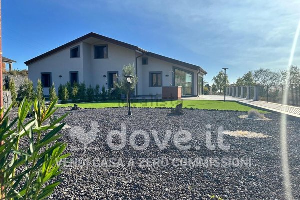 casa indipendente in vendita a Viagrande