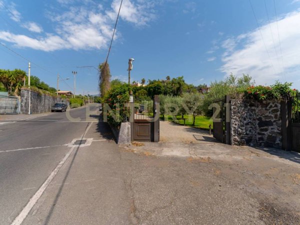 casa indipendente in vendita a Viagrande