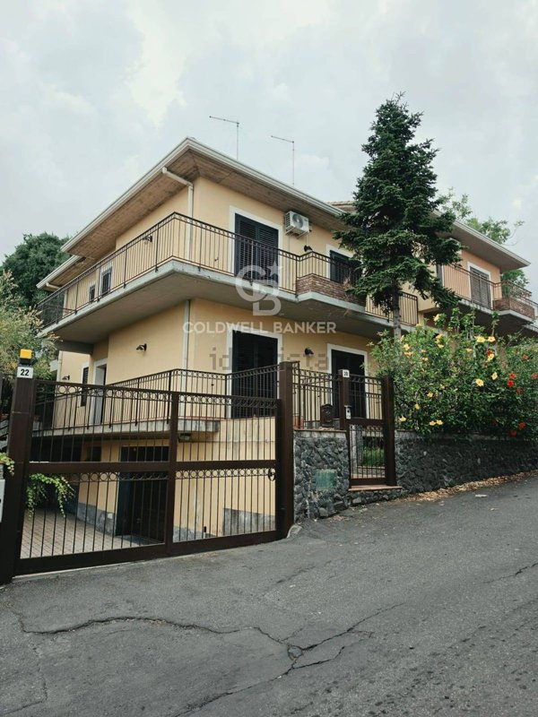 casa indipendente in vendita a Viagrande