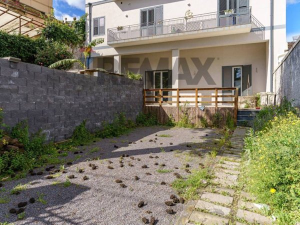 casa indipendente in vendita a Viagrande
