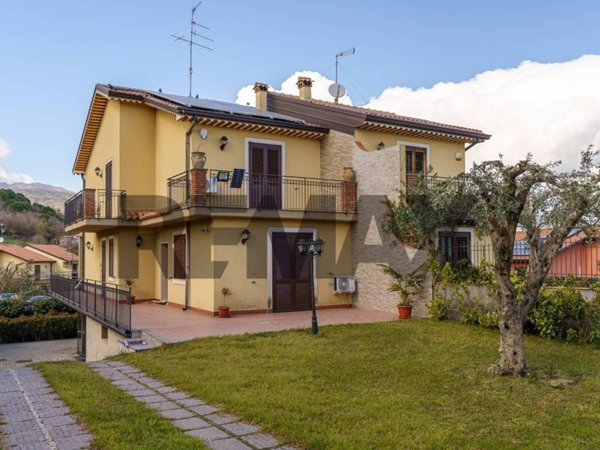casa indipendente in vendita a Viagrande