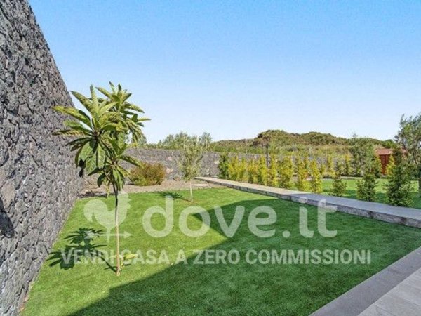 casa indipendente in vendita a Viagrande