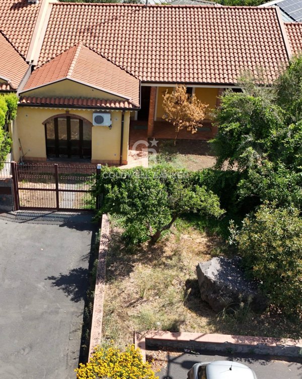 casa indipendente in vendita a Viagrande