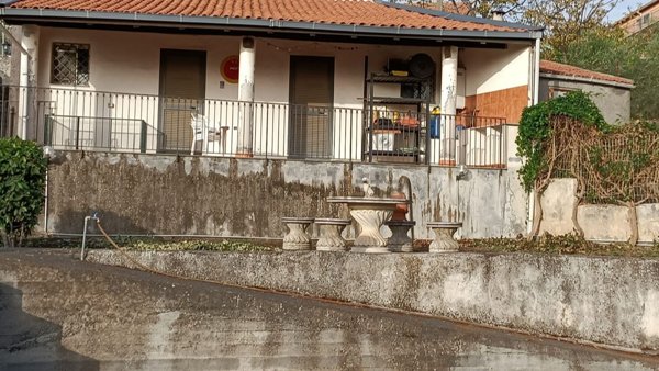 casa indipendente in vendita a Viagrande
