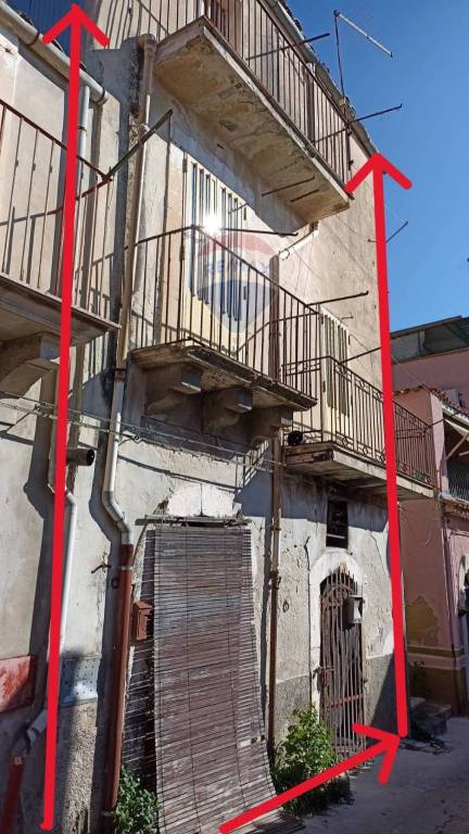 casa indipendente in vendita a Vizzini