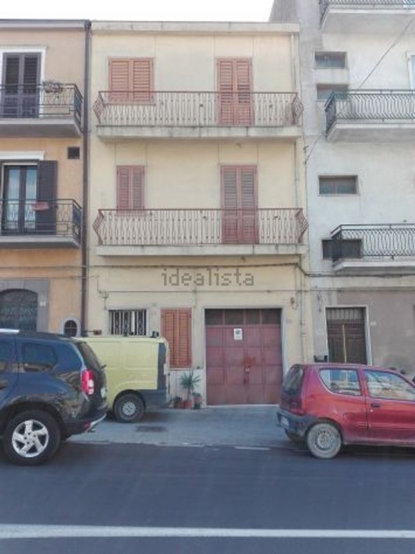 pentavano in vendita a Vizzini