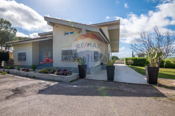 casa indipendente in vendita a Vizzini