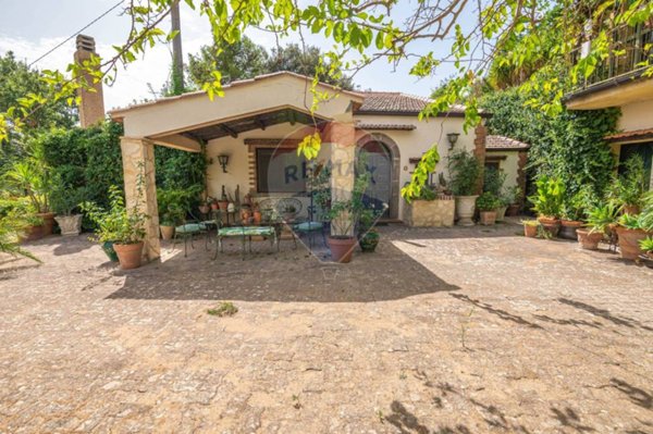 casa indipendente in vendita a Vizzini