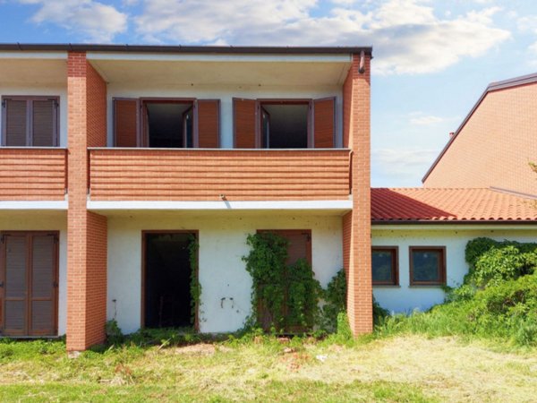 casa indipendente in vendita a Vizzini