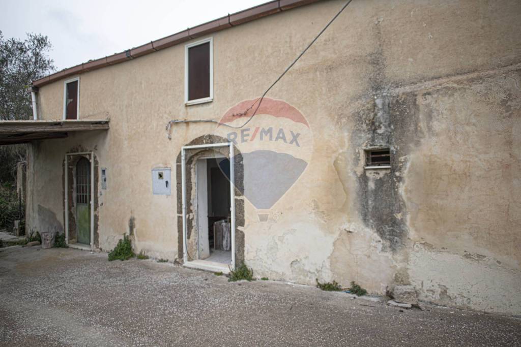 casa indipendente in vendita a Vizzini