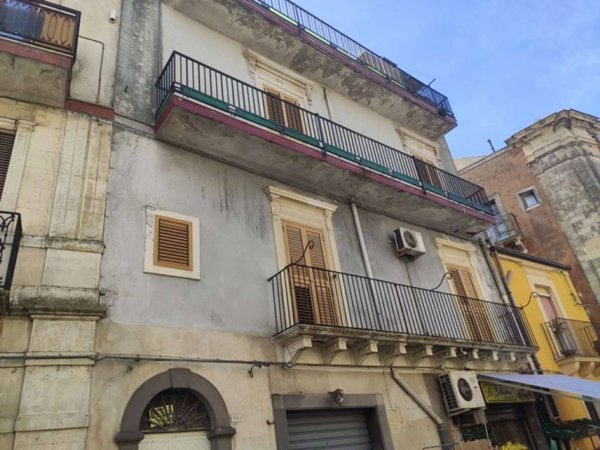 casa indipendente in vendita a Vizzini