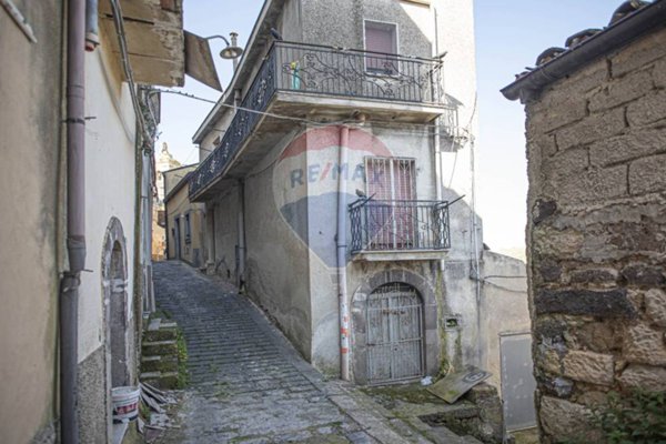 casa indipendente in vendita a Vizzini