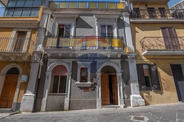 casa indipendente in vendita a Vizzini