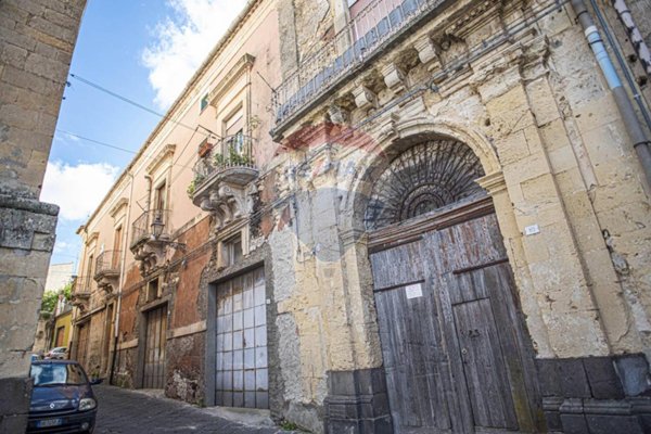 casa indipendente in vendita a Vizzini