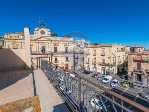 casa indipendente in vendita a Vizzini