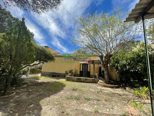 casa indipendente in vendita a Vizzini