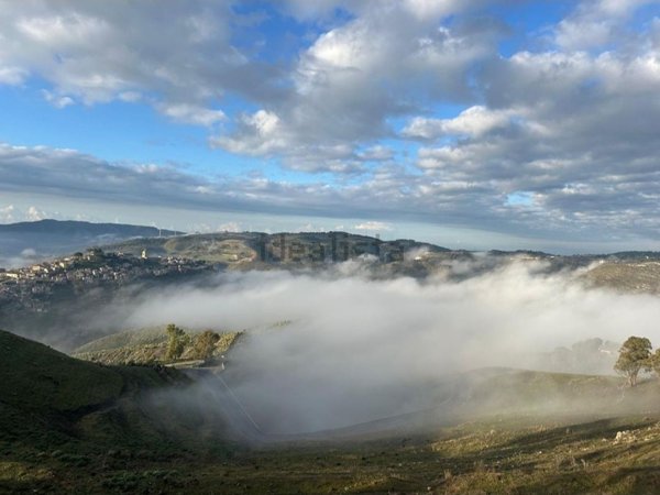casa indipendente in vendita a Vizzini