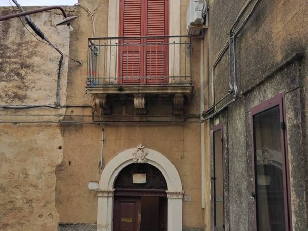 casa indipendente in vendita a Vizzini