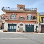 casa indipendente in vendita a Vizzini