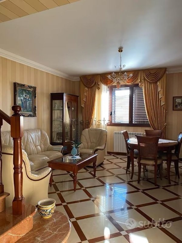 casa indipendente in vendita a Vizzini