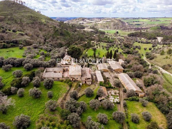 casa indipendente in vendita a Vizzini