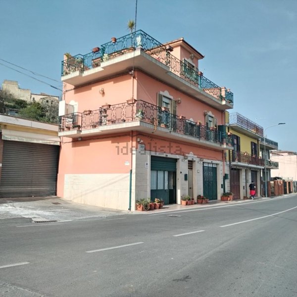 casa indipendente in vendita a Vizzini