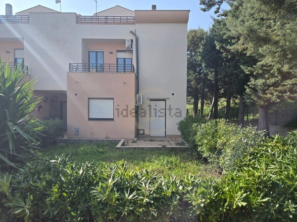 casa indipendente in vendita a Vizzini