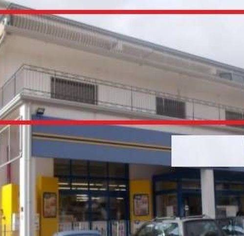 negozio in vendita a Zafferana Etnea