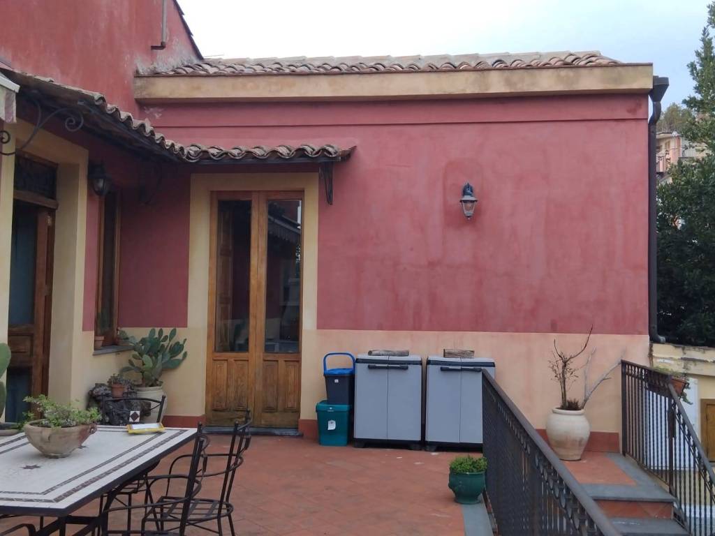 casa indipendente in vendita a Zafferana Etnea